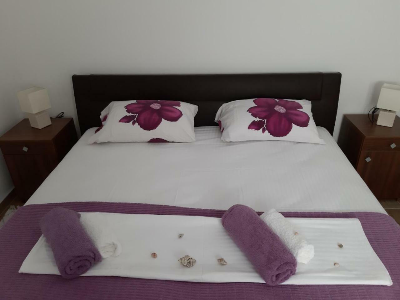 Lanelu Apartman Rogoznica  Exterior photo